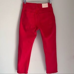 Everlane ‘90s cheeky Jean in Red size 24 cropped.